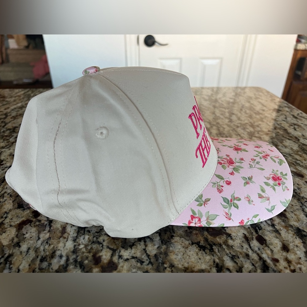 Praise The Lord Floral Pink & White Trucker Hat - Picture 5 of 7